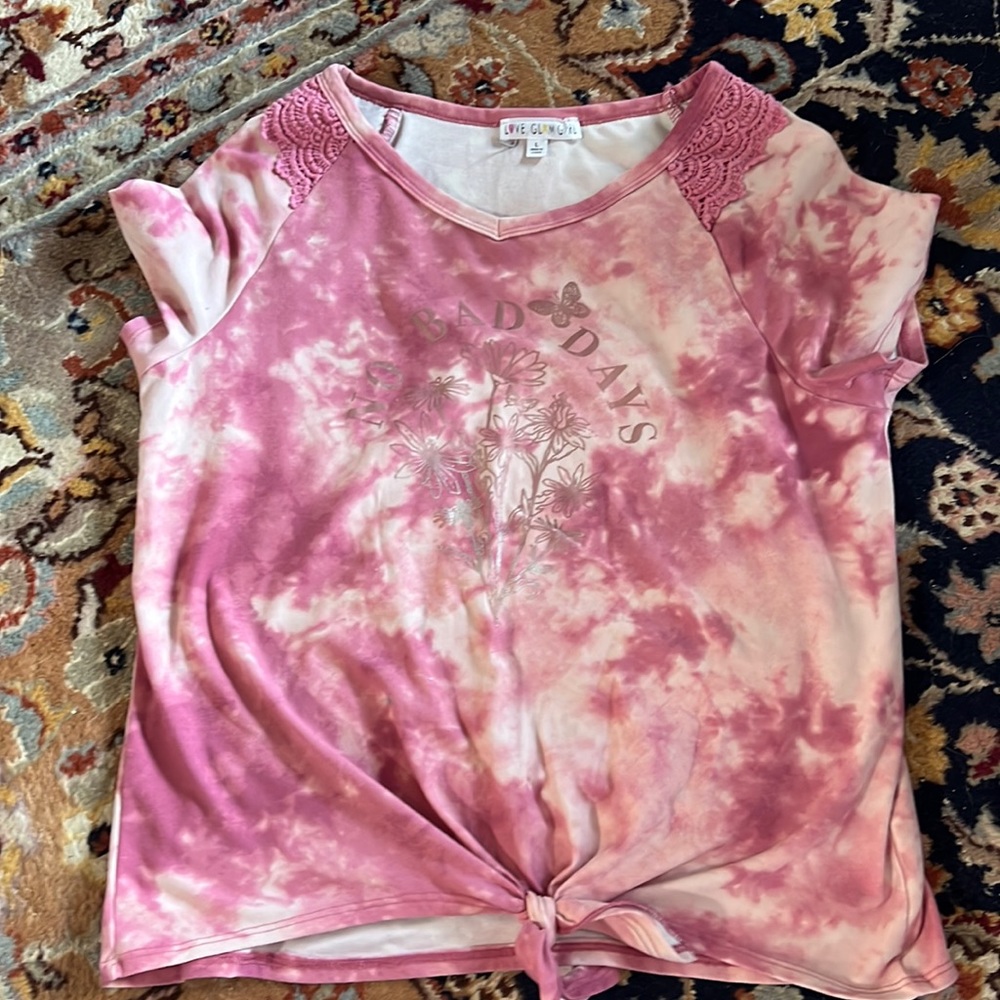 Love Glam Girl Byrona Tie Front Tee size Large (10-12)
